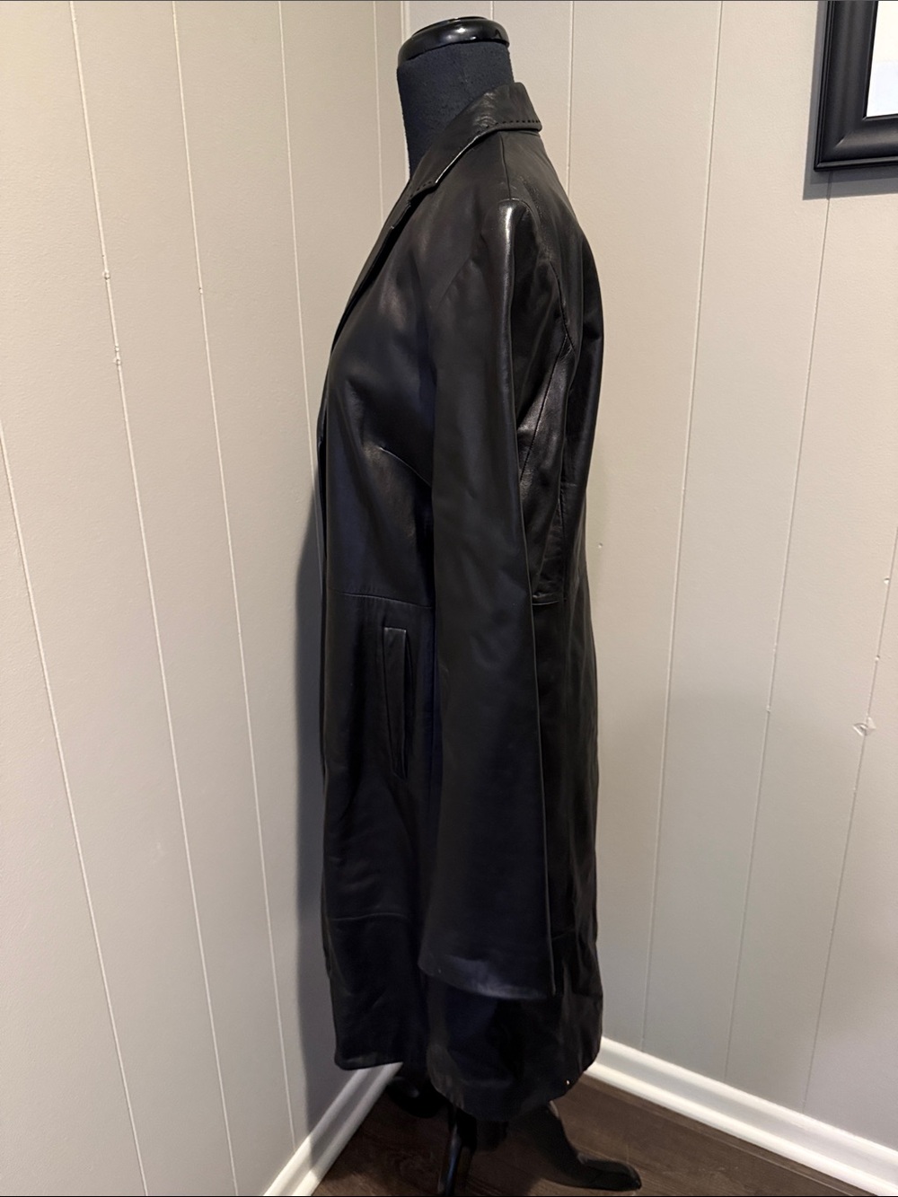 Banana Republic Women’s Large Black Long Leather Coat - Picture 4 of 6